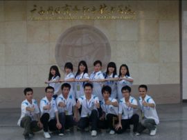 CHAMPION学校主播照片