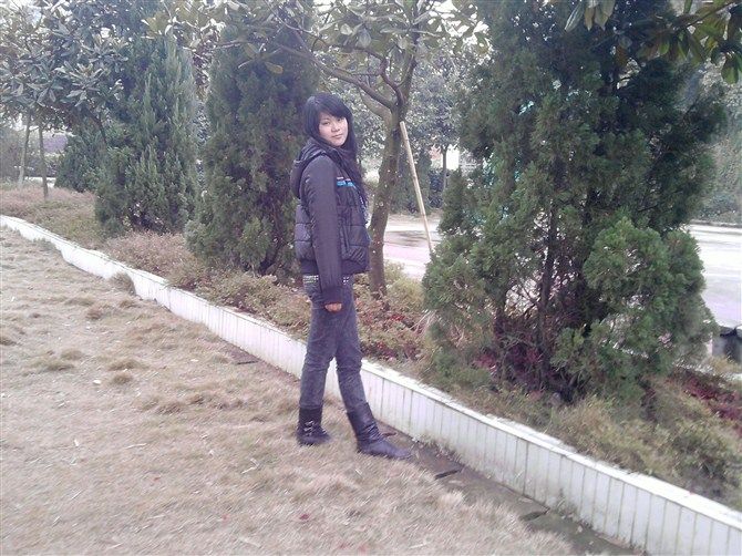 ---妞妞主播照片