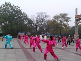 雨中丽人主播照片