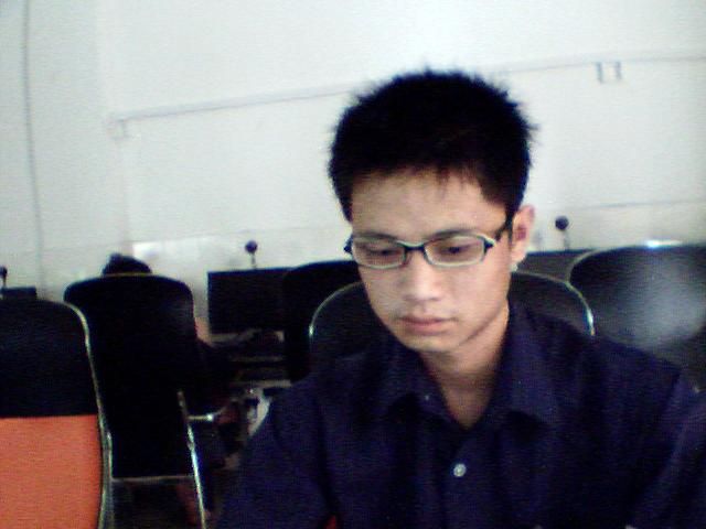 全国十大杰出青年的主播照片