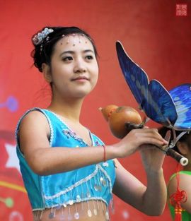 无极★sing婷儿主播照片