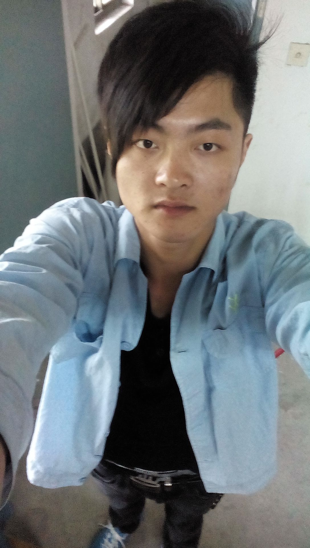 这里峰景很美的主播照片