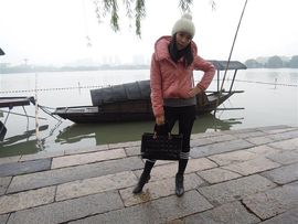 可爱丹儿主播照片