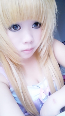 冷亚桂主播照片