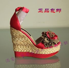 MOJOMOXY主播照片