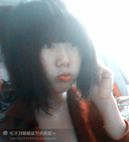 格子衫╮宿命的主播照片
