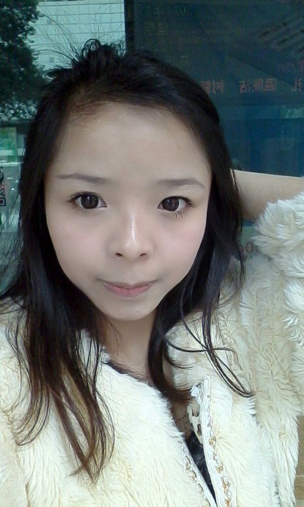 べ自私小女人.妮的主播照片