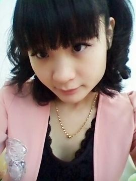 月依儿主播照片