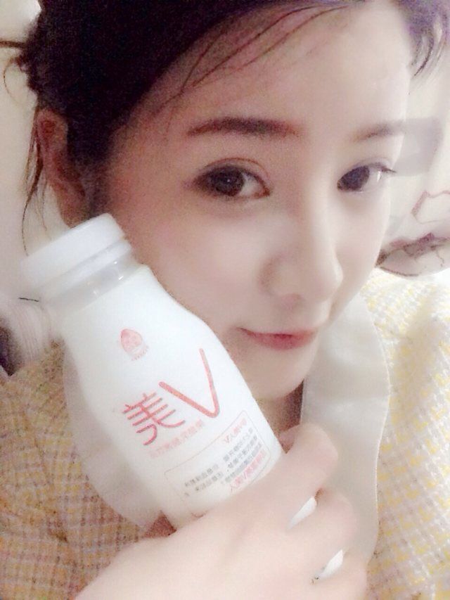??顏可兒的主播照片