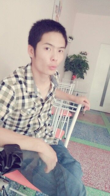 ╭ァ噓.別閙丨聴主播照片