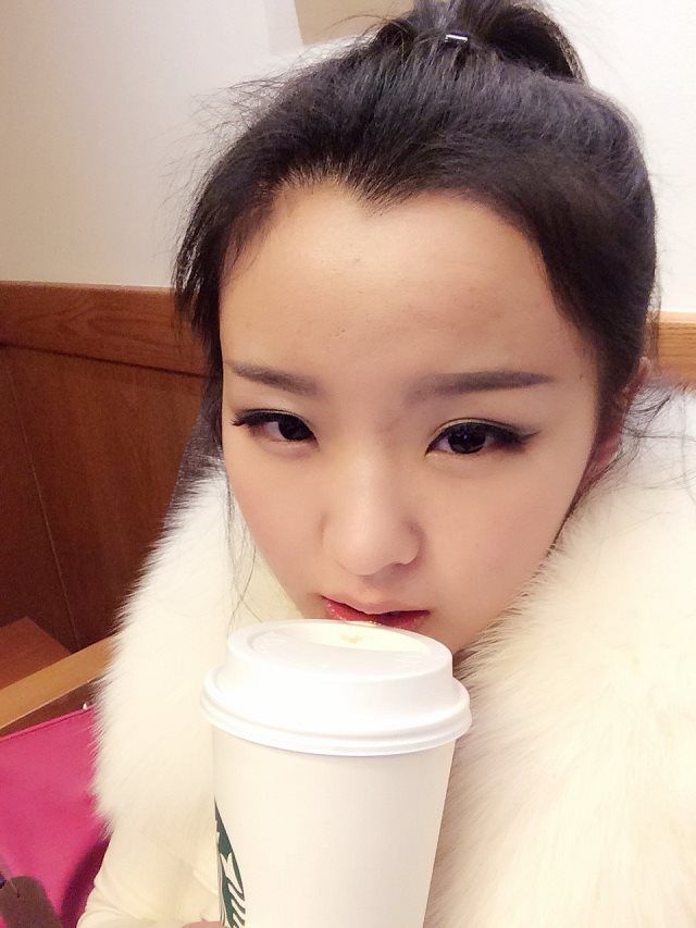 »云依♥ۣวゝ安静的主播照片