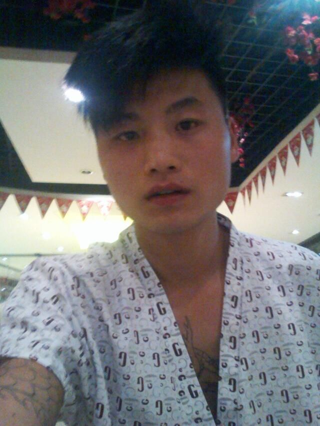 请叫我小七七的主播照片