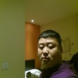 -黑涩-主播照片