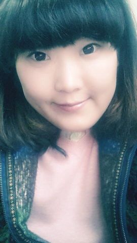 江小肉主播照片