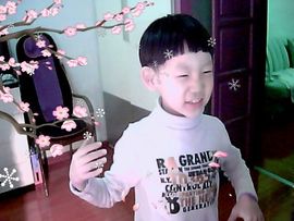 丑奶奶主播照片
