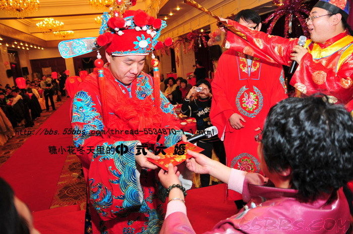 京城中式司仪二师兄的主播照片
