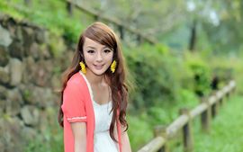 沐盈春天主播照片