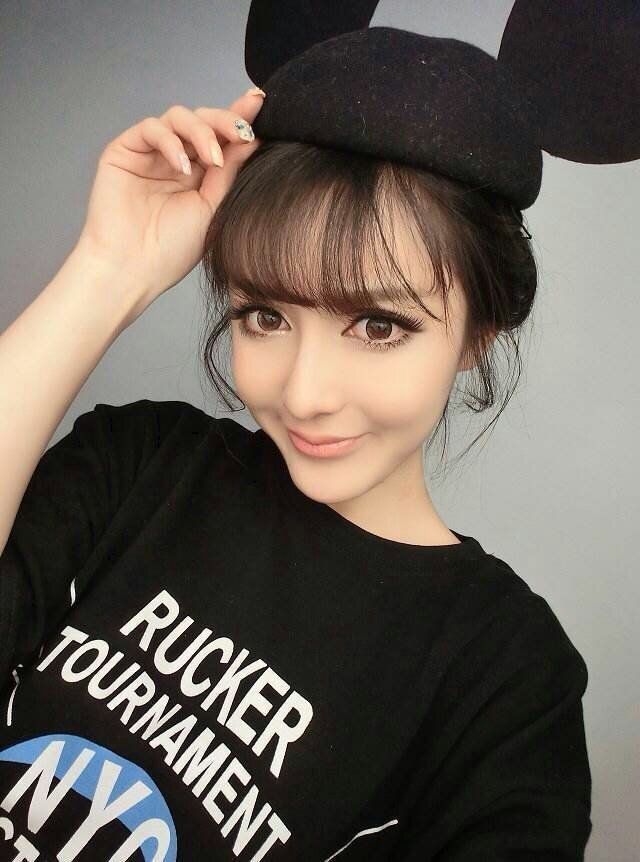 东皇vs鹏少的主播照片
