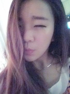 ◕‿-｡尤美人主播照片