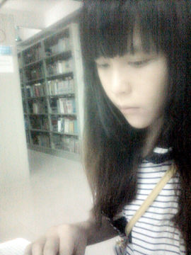小昕昕鑫鑫主播照片