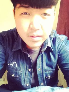 各种吹妞逼主播照片