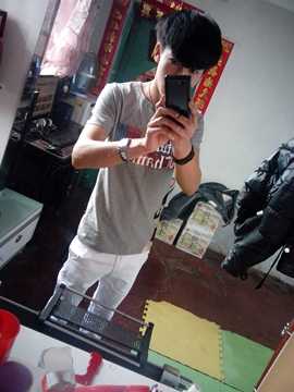 小男人d1主播照片