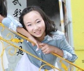 野草丶主播照片