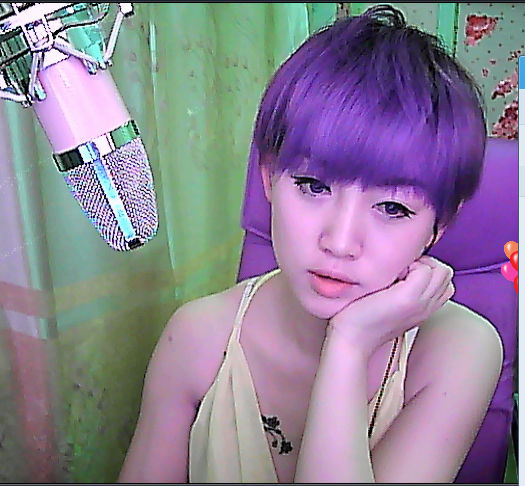 ╰❥丶谁在爱你﹍☂的图片