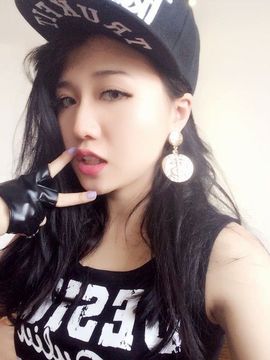 须弥芥子丶主播照片