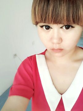 筱艺丶狠拽主播照片