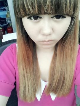 筱艺丶狠拽主播照片