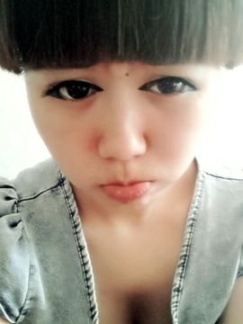 筱艺丶狠拽主播照片