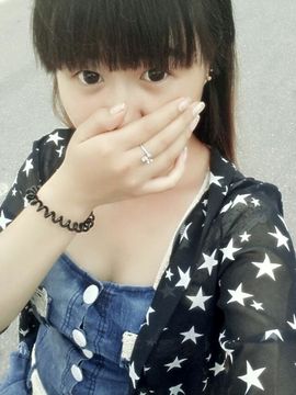 筱艺丶狠拽主播照片