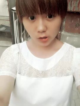 筱艺丶狠拽主播照片