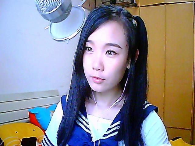 ゞ╃聚、美味小桃子灬主播照片