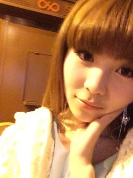 ❤❤倪绥主播照片