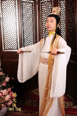 杨大侠heroyan主播照片