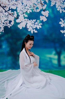 或若娲女沉湖底主播照片