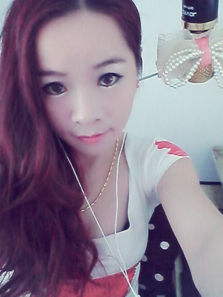 ☂：思♥思♥：的主播照片