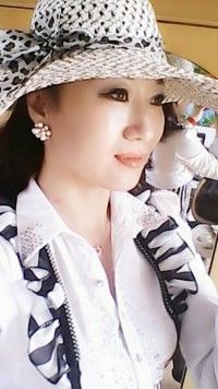 一只豆包的主播照片