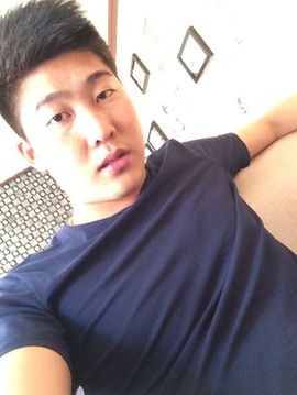 熊城..主播照片
