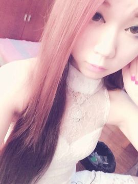 AD-彤彤Angel主播照片
