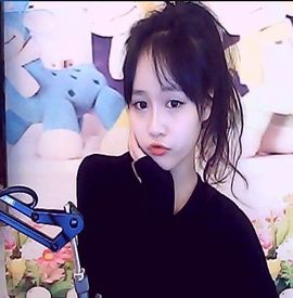 -貝貝主播照片