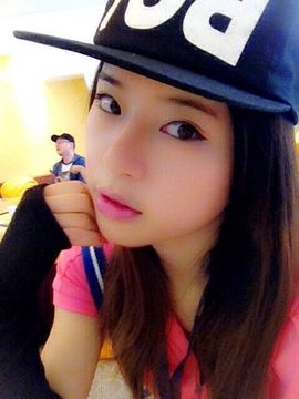 小尤d主播照片
