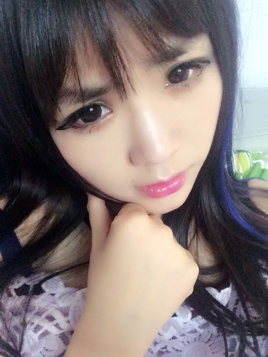 ︶￣檬小依丶➹主播照片