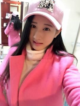 ︶￣🌸疯癫主播照片