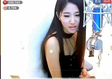 风中的风铃的图片