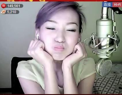 风中的风铃的图片