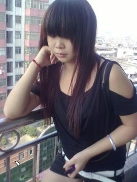 好啊吖主播照片