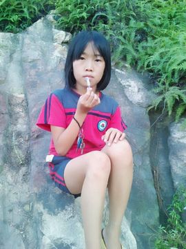 好啊吖主播照片